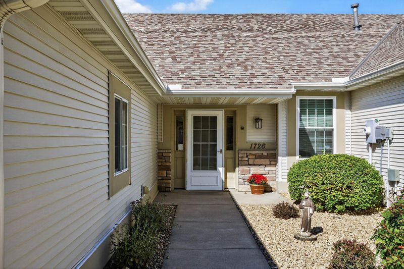 1726 14th Ct W, Hastings, MN 55033