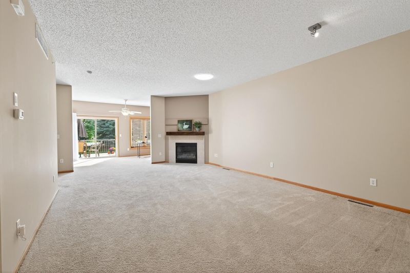 6605 98th Ln N, Brooklyn Park, MN 55445