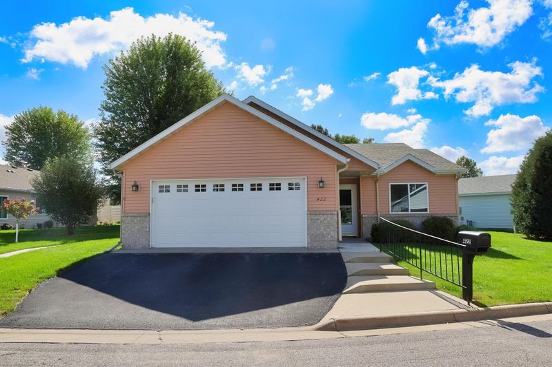 422 Fieldcrest Ln, Sartell, MN 56377