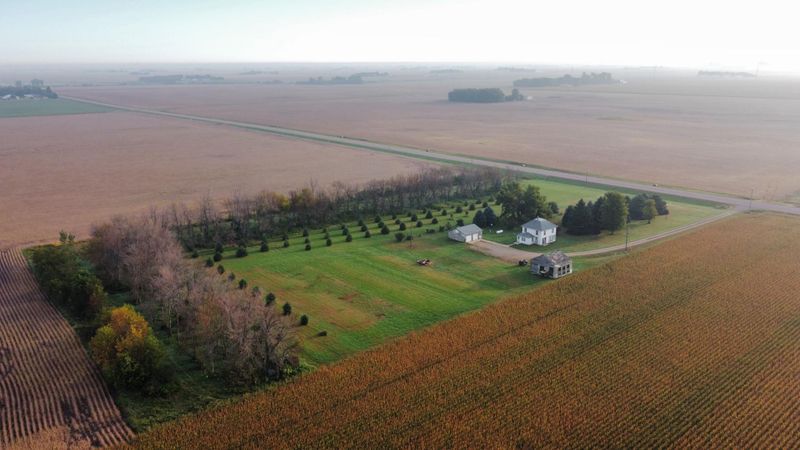 21491 Sundberg Ave, Brewster, MN 56119