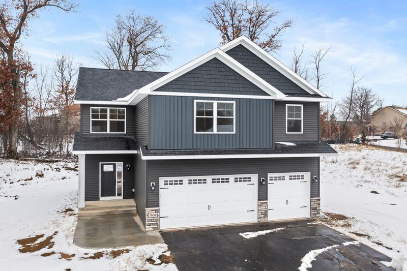 19498 Carson Ct NW, Elk River, MN 55330
