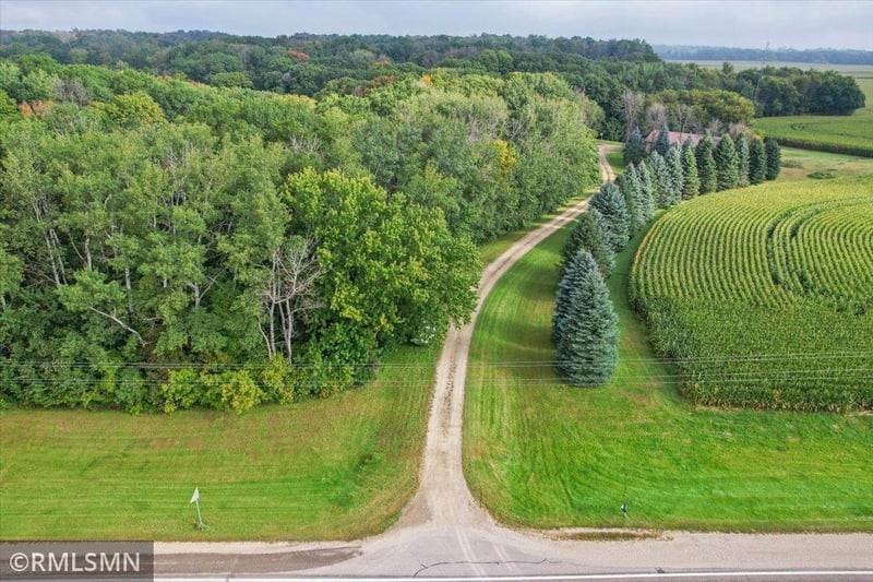 7093 County 9 Blvd, Cannon Falls, MN 55009