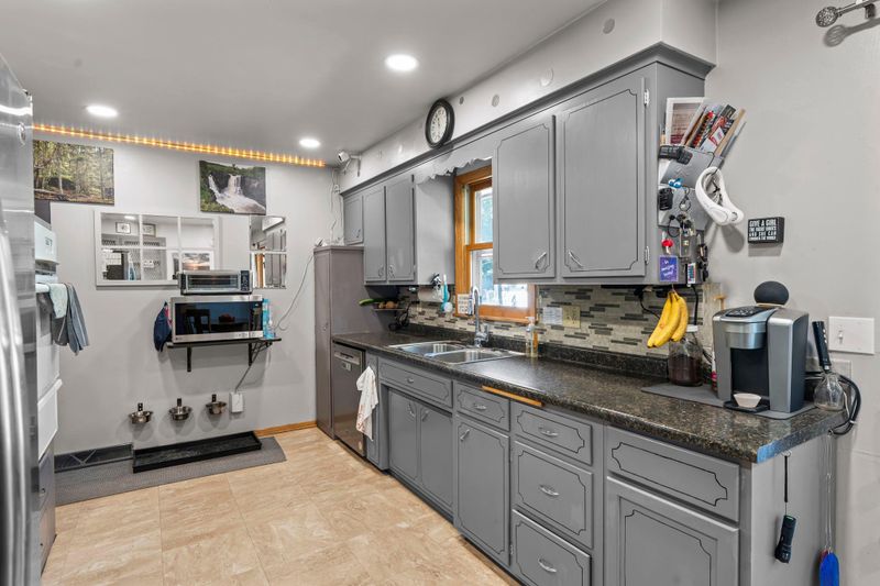 10002 93rd Pl N, Maple Grove, MN 55369