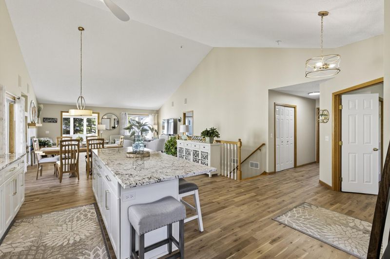 13780 Fernando Ave, Apple Valley, MN 55124