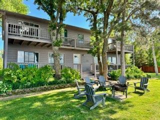 10408 Squaw Point Rd, Brainerd, MN 56401