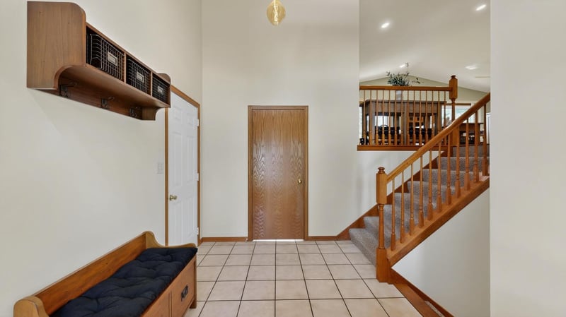 6648 Ranch View Ln SE, Eyota, MN 55934