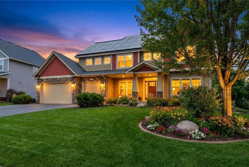 7736 Stafford Trl, Savage, MN 55378