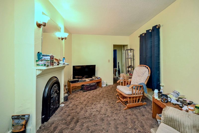 218 E 5th St, Winona, MN 55987