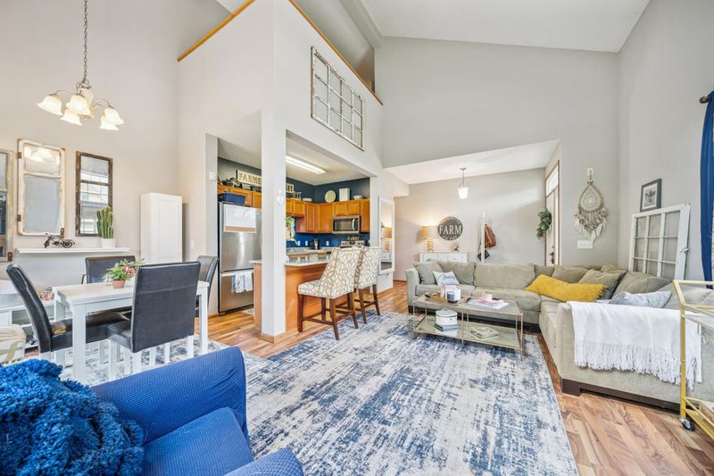 6786 Pine Crest Trl S, Cottage Grove, MN 55016