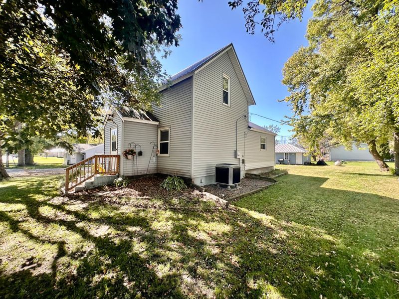 380 2nd St W, Lake Lillian, MN 56253