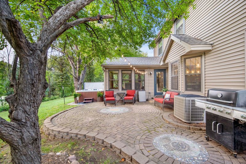 12989 84th Ave N, Maple Grove, MN 55369