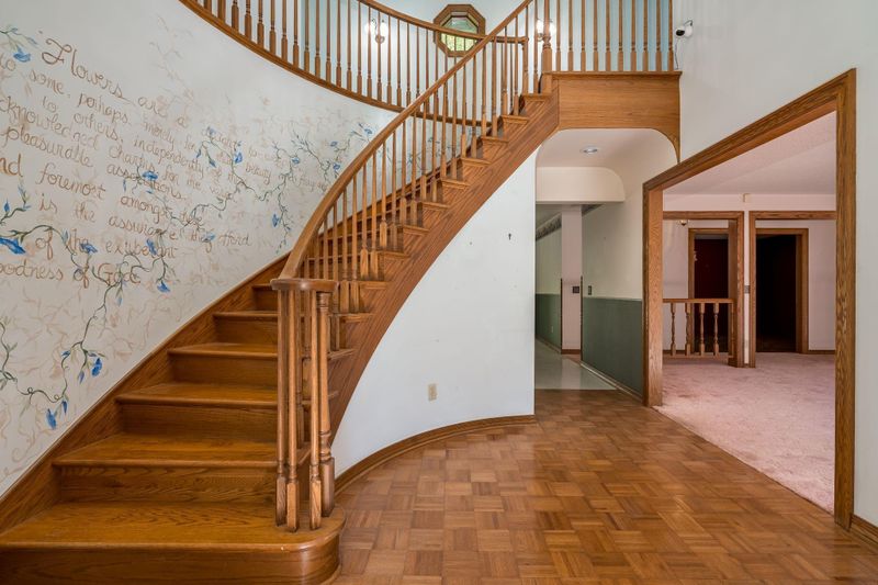 101 Pohl Rd, Mankato, MN 56001