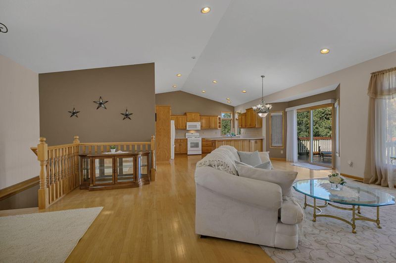 20261 Polk St NW, Elk River, MN 55330
