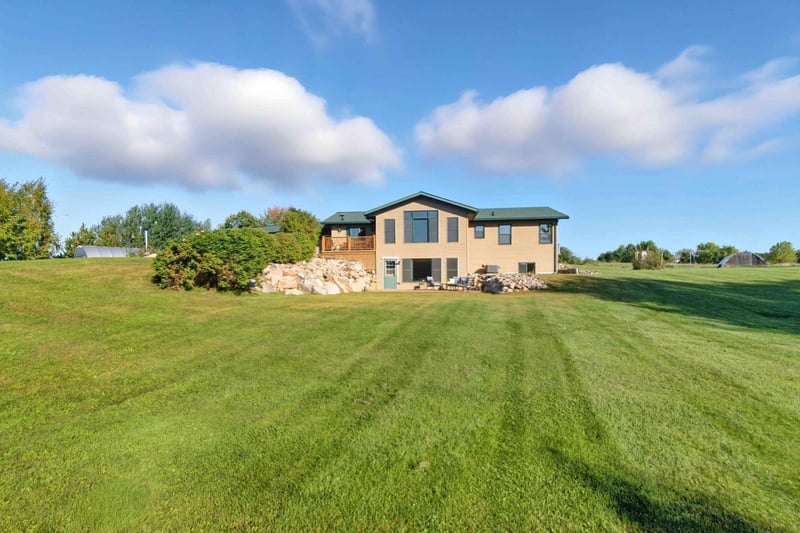 8695 Dosh Ln, Fort Ripley, MN 56449