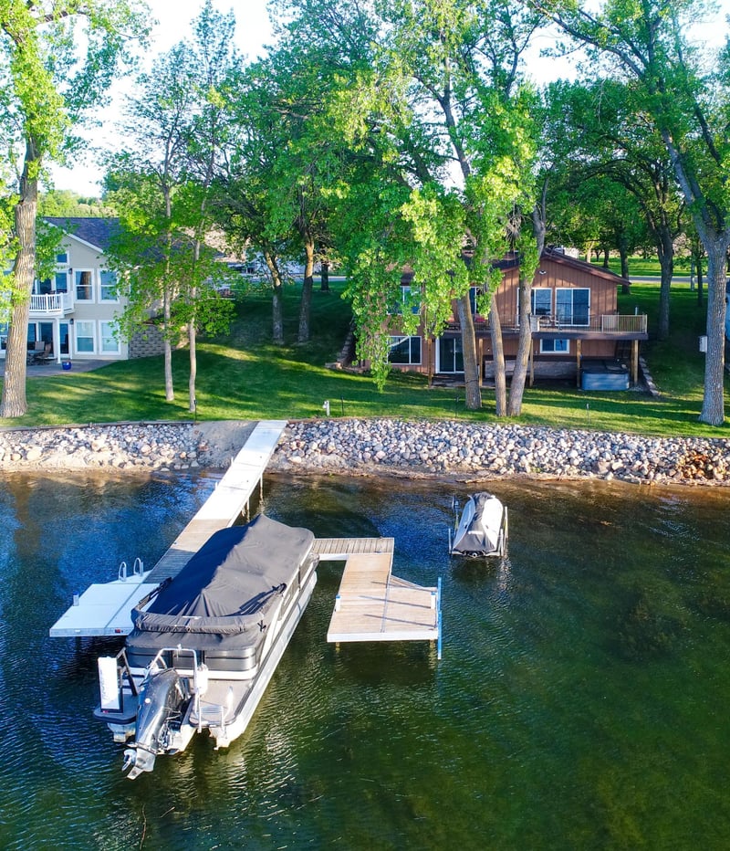 28604 S Shore Dr, Starbuck, MN 56381