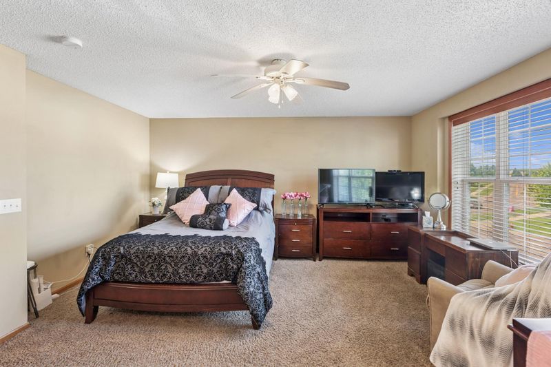 15682 Fjord Ave, Apple Valley, MN 55124