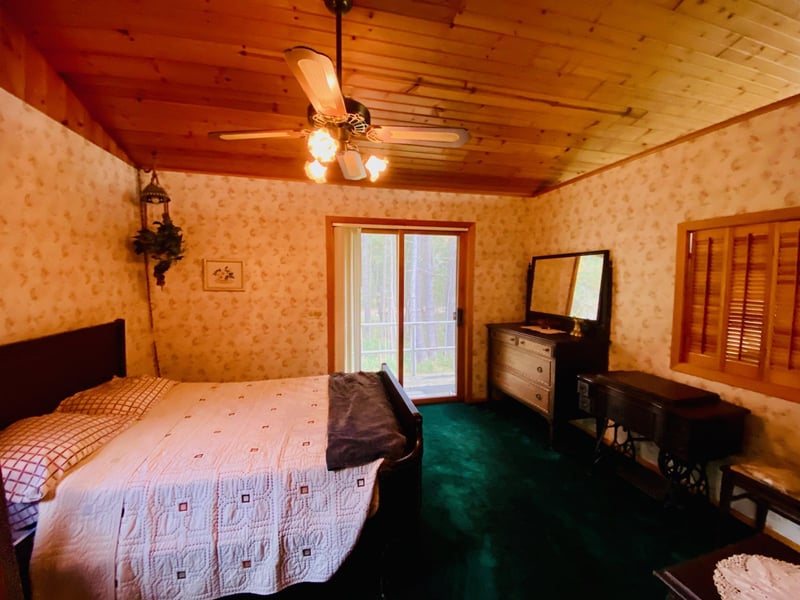 6352 E Pine Oak Rd, Gordon, WI 54838