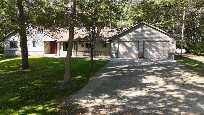 21553 County Road 34, Eden Valley, MN 55329