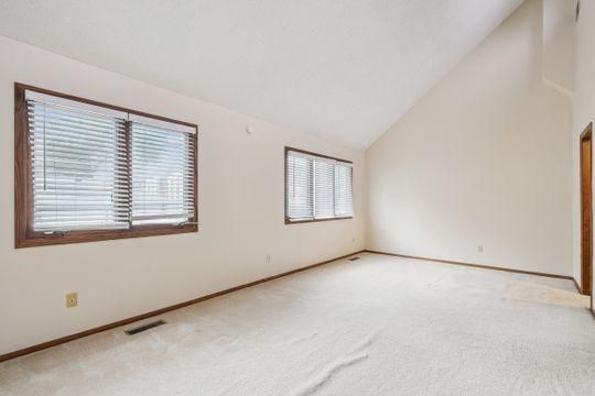 8416 22nd Ave S, Bloomington, MN 55425