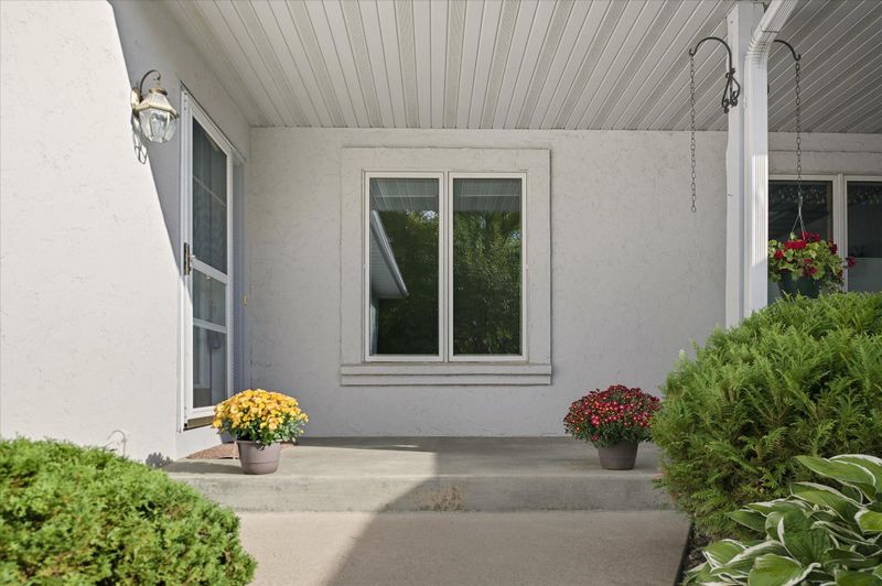 9365 Tewsbury Bend, Maple Grove, MN 55311