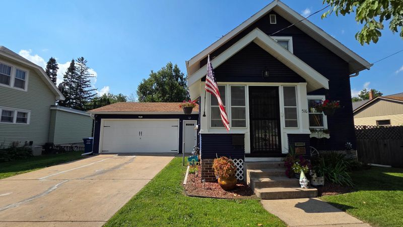 516 Norwood St, Red Wing, MN 55066