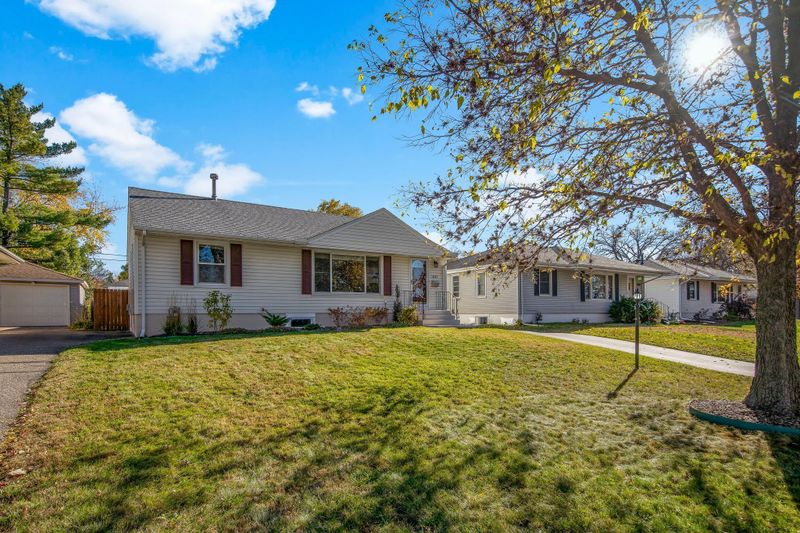 1641 Pennsylvania Ave S, Saint Louis Park, MN 55426