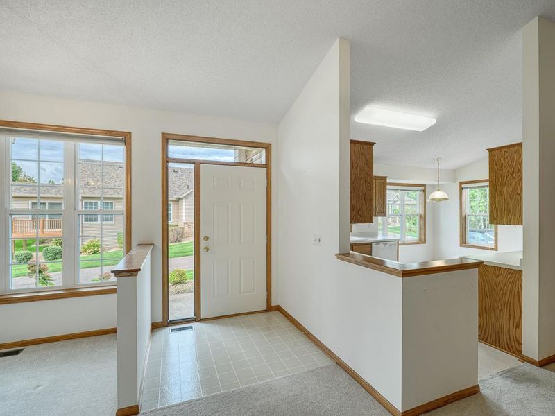 5762 Willow Ln N, Shoreview, MN 55126