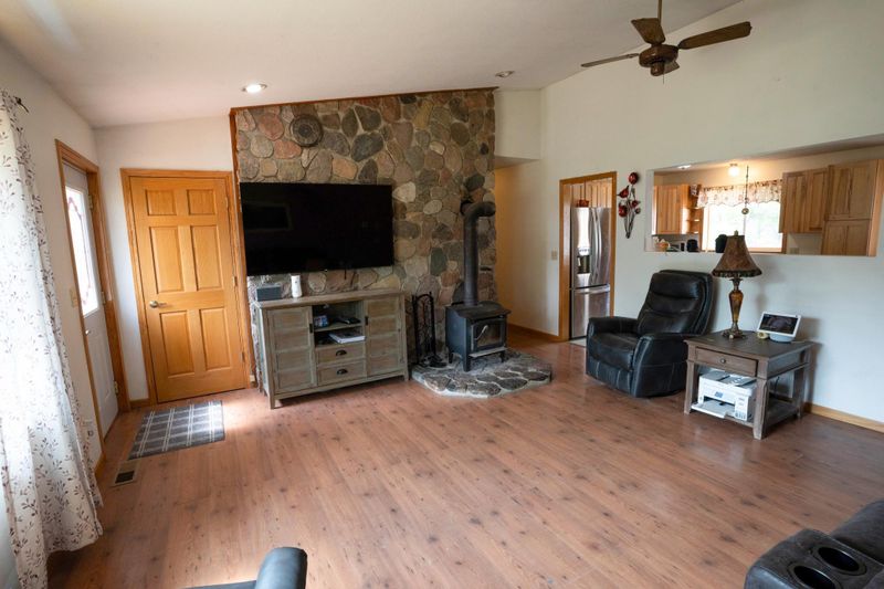 9207 Capella Dr NW, Bemidji, MN 56601