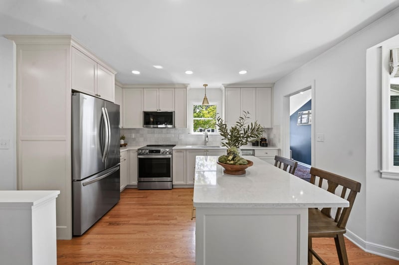 7045 Oliver Ave S, Richfield, MN 55423