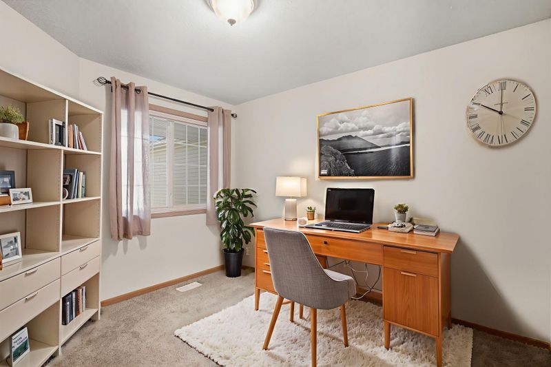 939 Cypress Rd #53, Saint Cloud, MN 56303