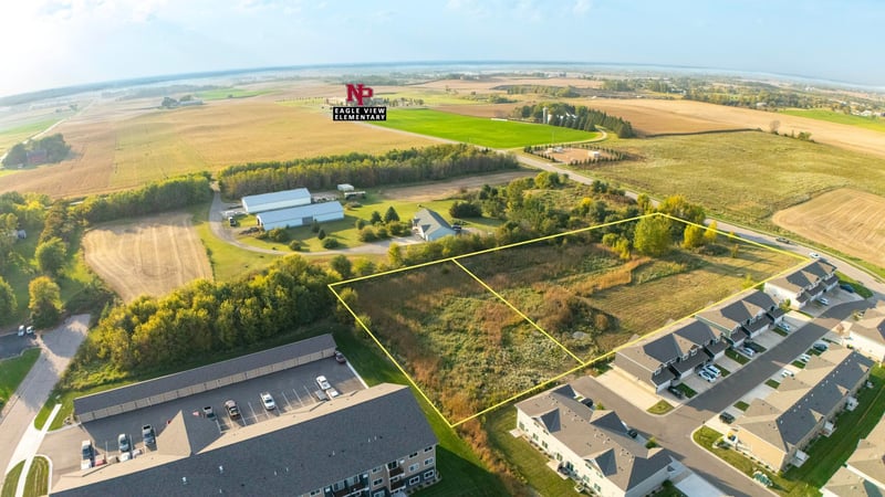 1X James Pw, Elko New Market, MN 55020