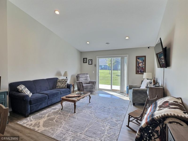 329 Geneva Ln, Maple Lake, MN 55358