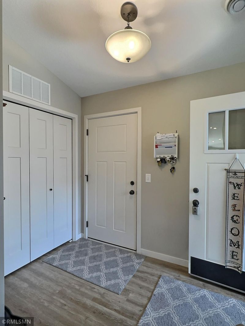 329 Geneva Ln, Maple Lake, MN 55358