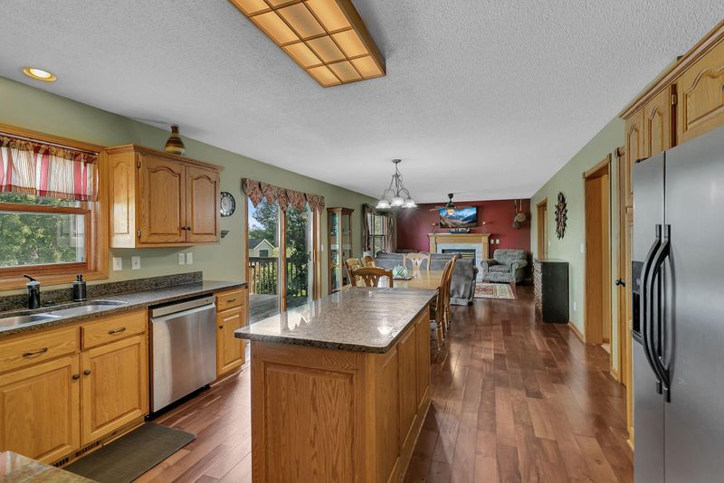 1610 Aspen Ln, Saint Cloud, MN 56303