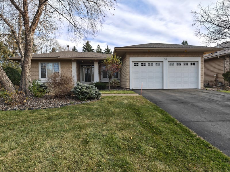 2823 Breckenridge Rd, Hopkins, MN 55305
