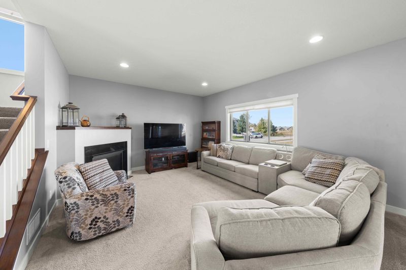 4373 123rd Cir NE, Blaine, MN 55449