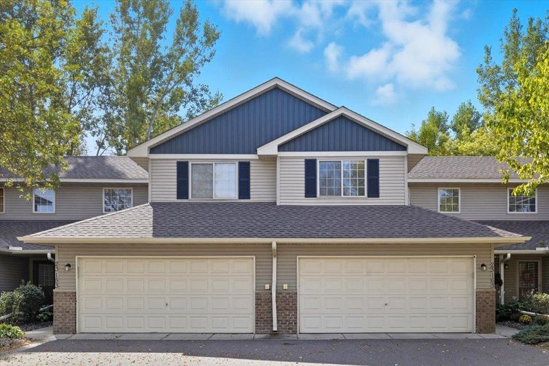 23163 Iris Ave, Rogers, MN 55374