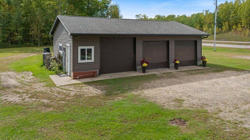 4514 E Hwy 169, Bovey, MN 55709