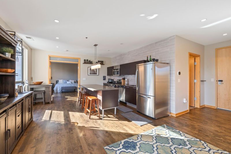 3116 W Lake St #413, Minneapolis, MN 55416