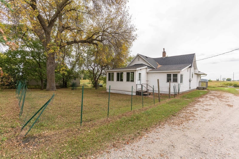 211 Sunnyside Ave, Ogema, MN 56569