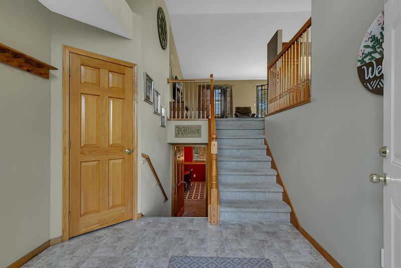 918 15th St N, Sartell, MN 56377