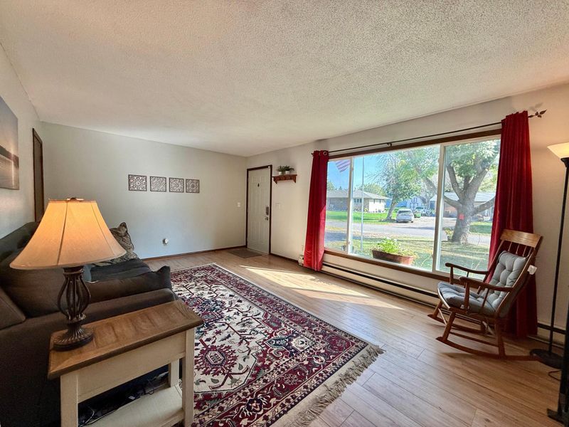 2148 Morningside Dr NE, Saint Cloud, MN 56304