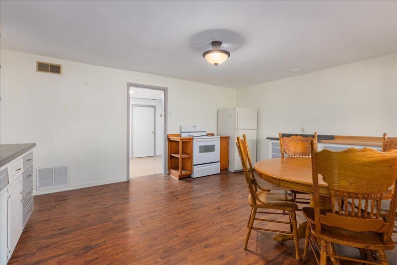 204 Harriman Ave S, Amery, WI 54001