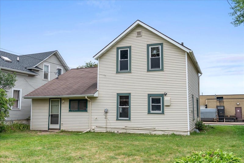 204 Harriman Ave S, Amery, WI 54001