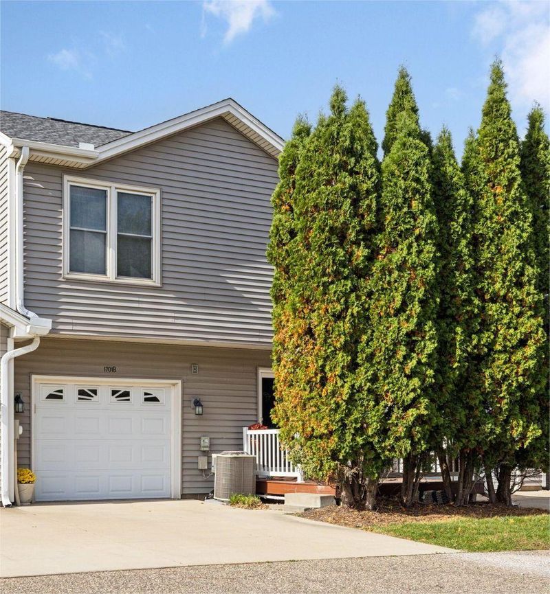 1701 Livingston Ave #B, West Saint Paul, MN 55118