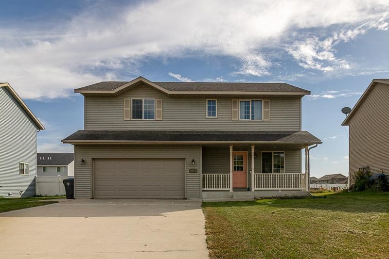 117 Savannah Ct, Mankato, MN 56001