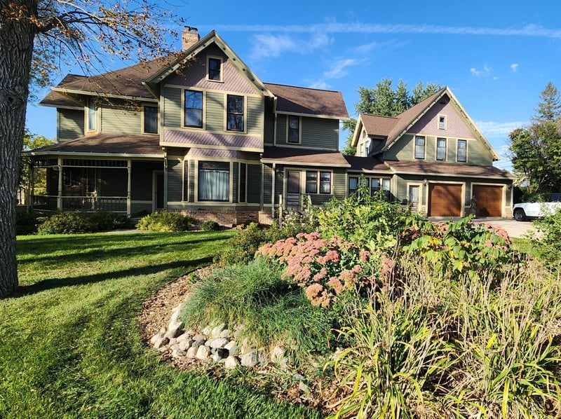 919 3rd Ave SW, Pipestone, MN 56164