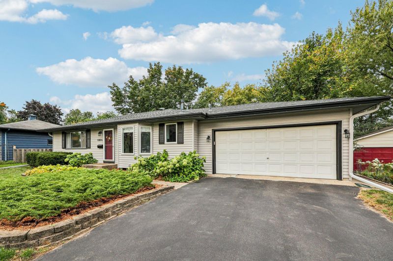 10816 Nord Ave S, Bloomington, MN 55437