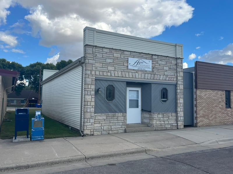 229 2nd Ave, Sacred Heart, MN 56285
