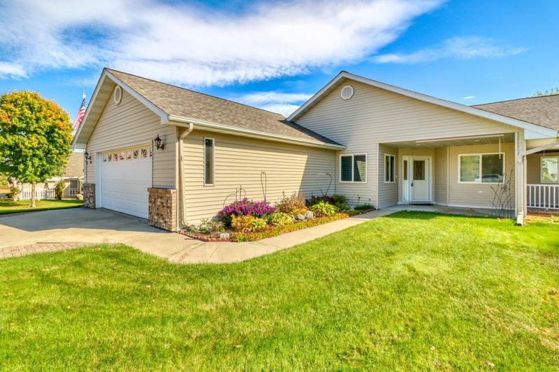 1836 Bridgeview Blvd, Detroit Lakes, MN 56501